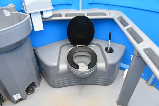 Best Porta potty delivery and setup  in Camp Springs, MD